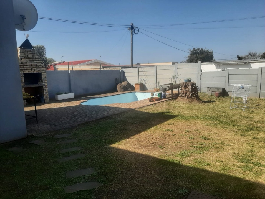 3 Bedroom Property for Sale in Gelvan Park Eastern Cape